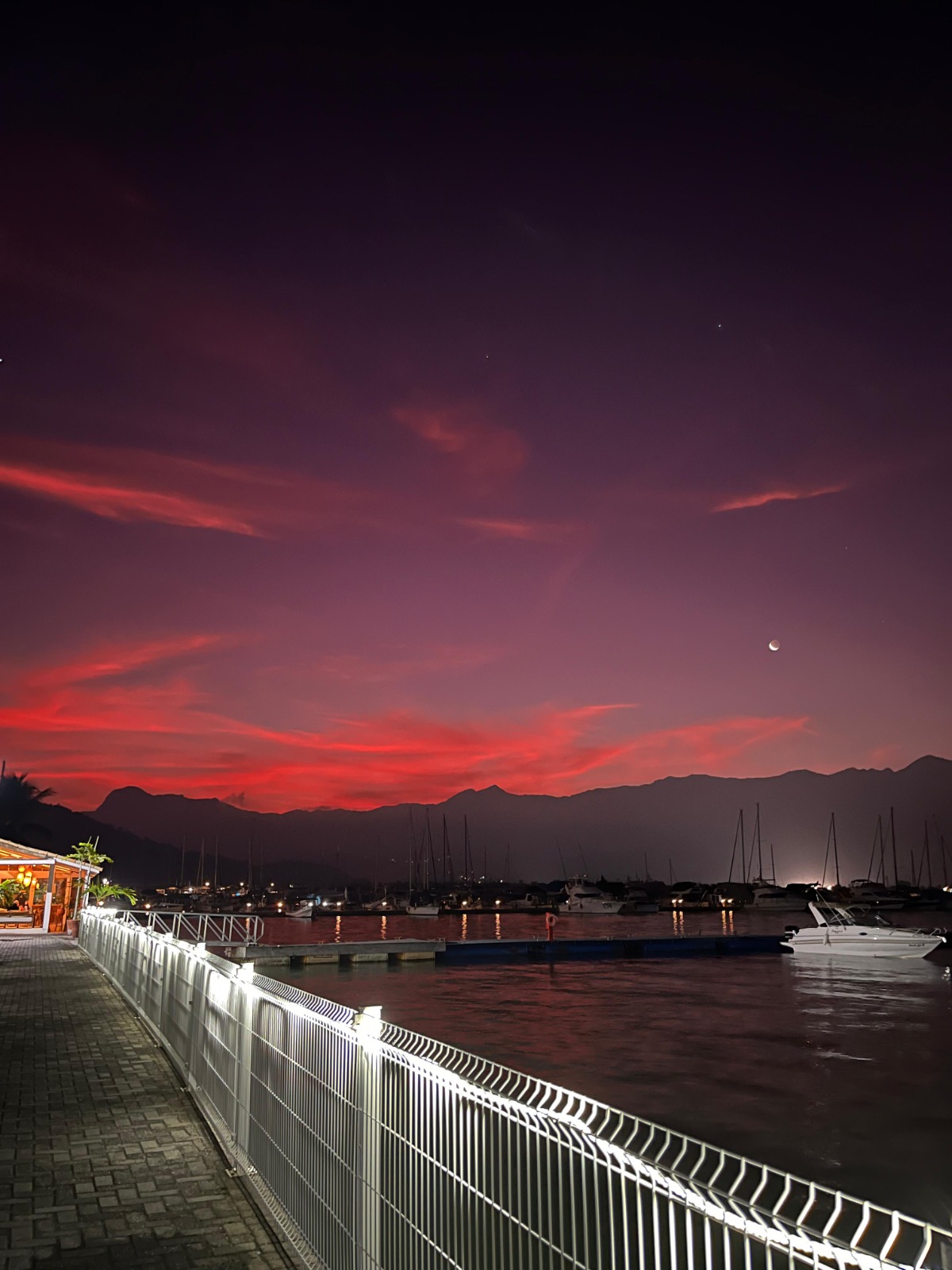 Pôr do sol na Marina